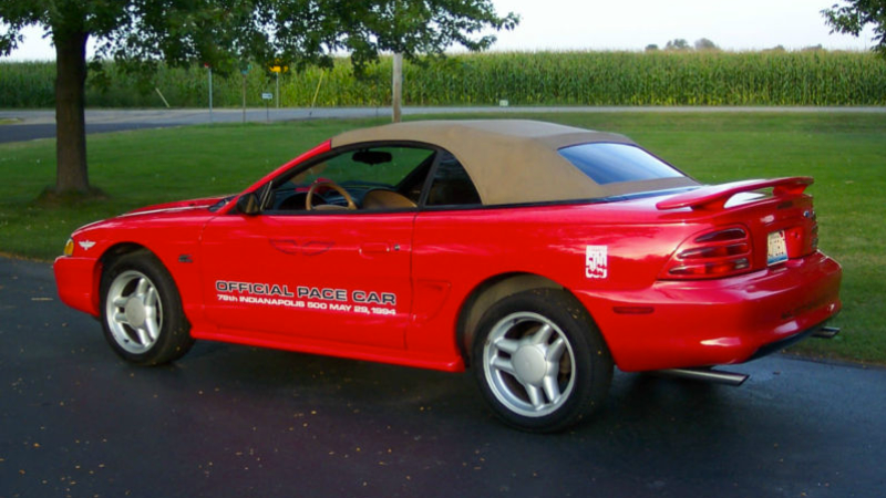 Illustration for article titled Used Car Face Off: Can Indy 500 Pace Car Replicas Be Tasteful?